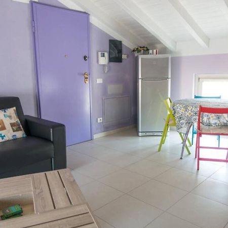 Apartment Viole, Cozy Attic Set In The Old Town Next To The Lake Arona Exteriör bild